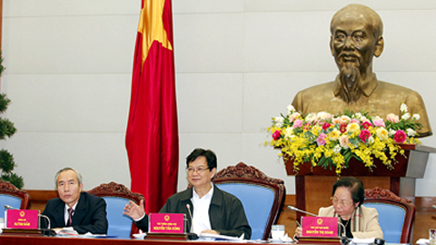 Vietnam estimula movimientos emulativos para desarrollo socio-económico 2012